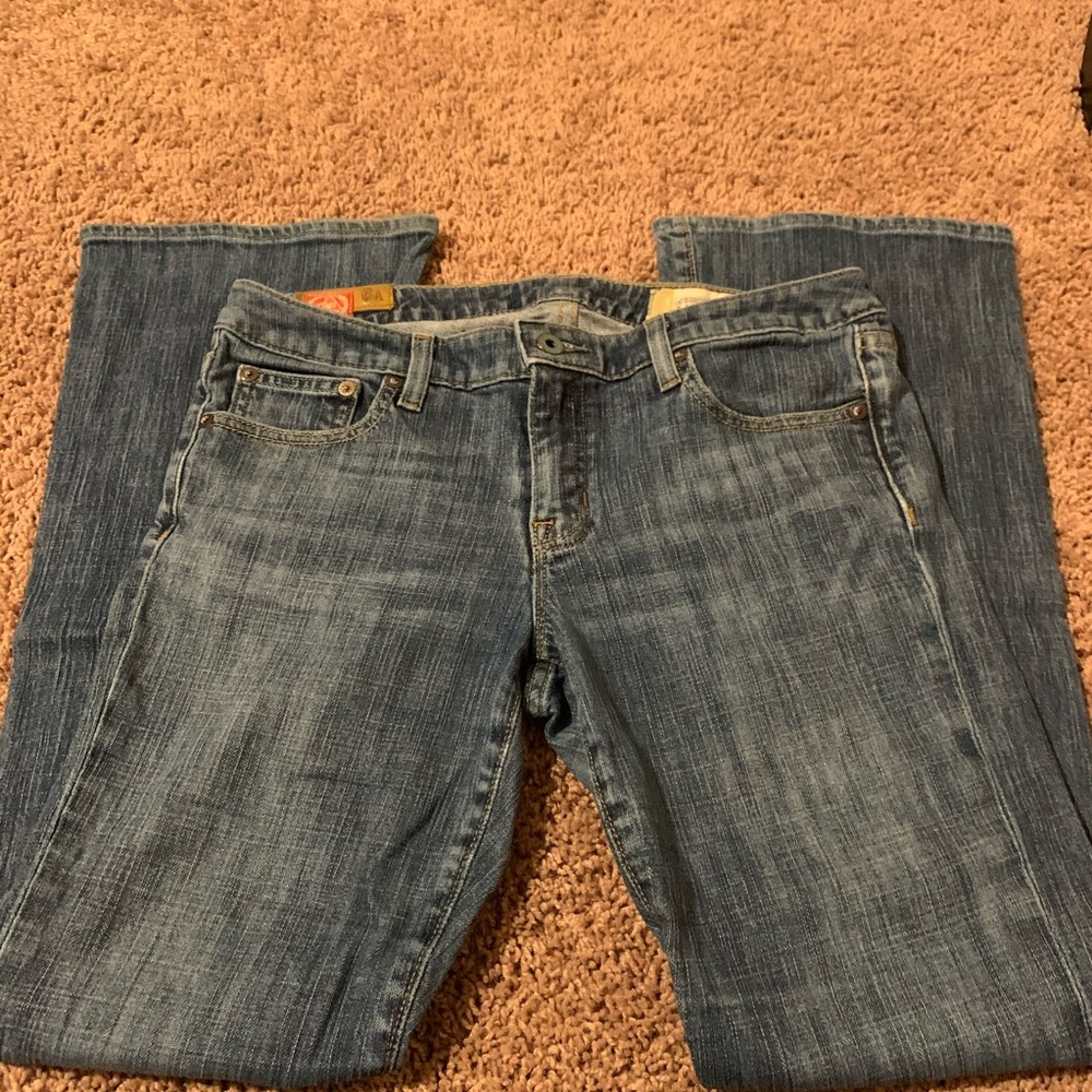 Gap Jeans 1969 Flare sz 6A ( 6 Ankle) 30” inseam